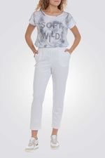 טישירט עם כיתוב והדפס