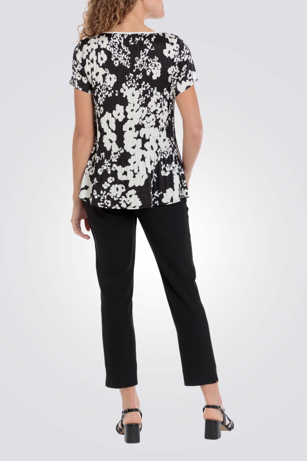 חולצה פליסה עם הדפס פרחוני