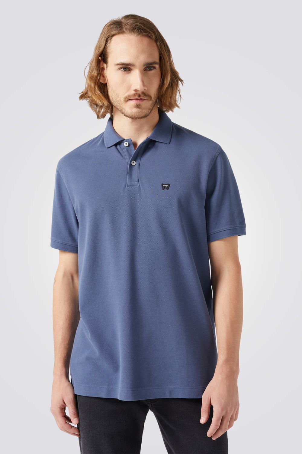 חולצה פולו בצבע כחול