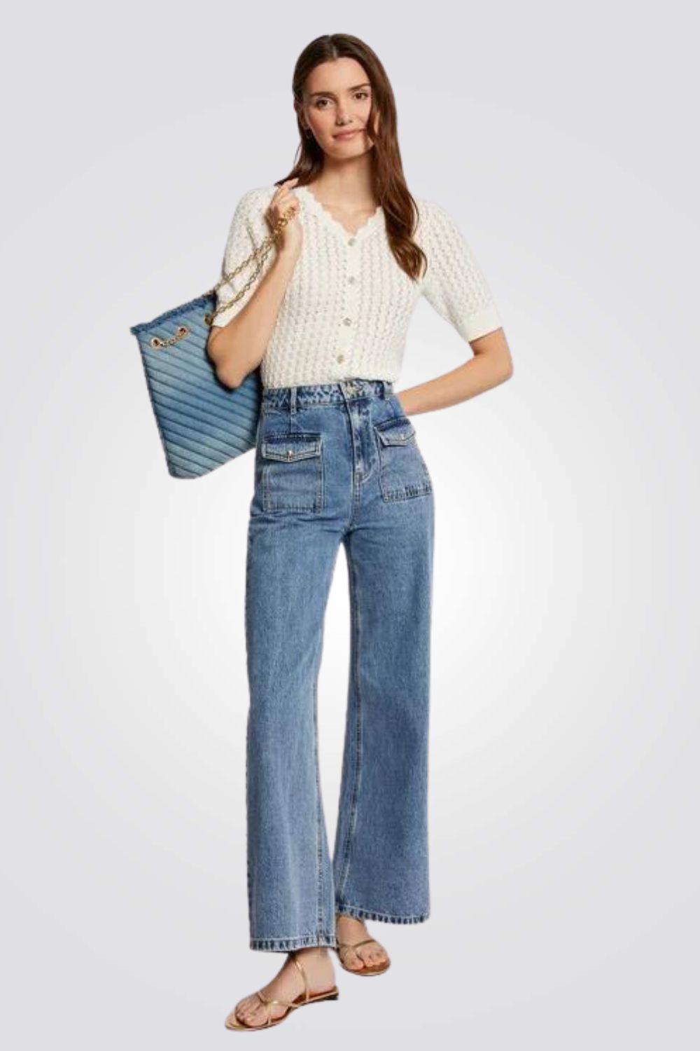 קרדיגן קצר בצבע לבן