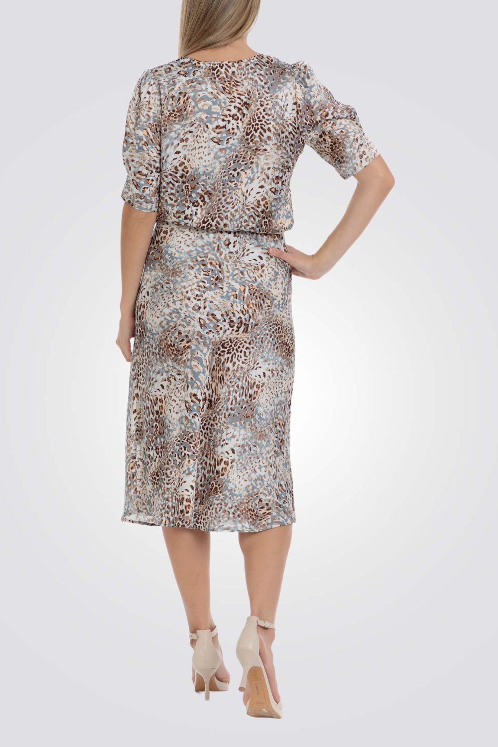 חולצה עם הדפס מנומר