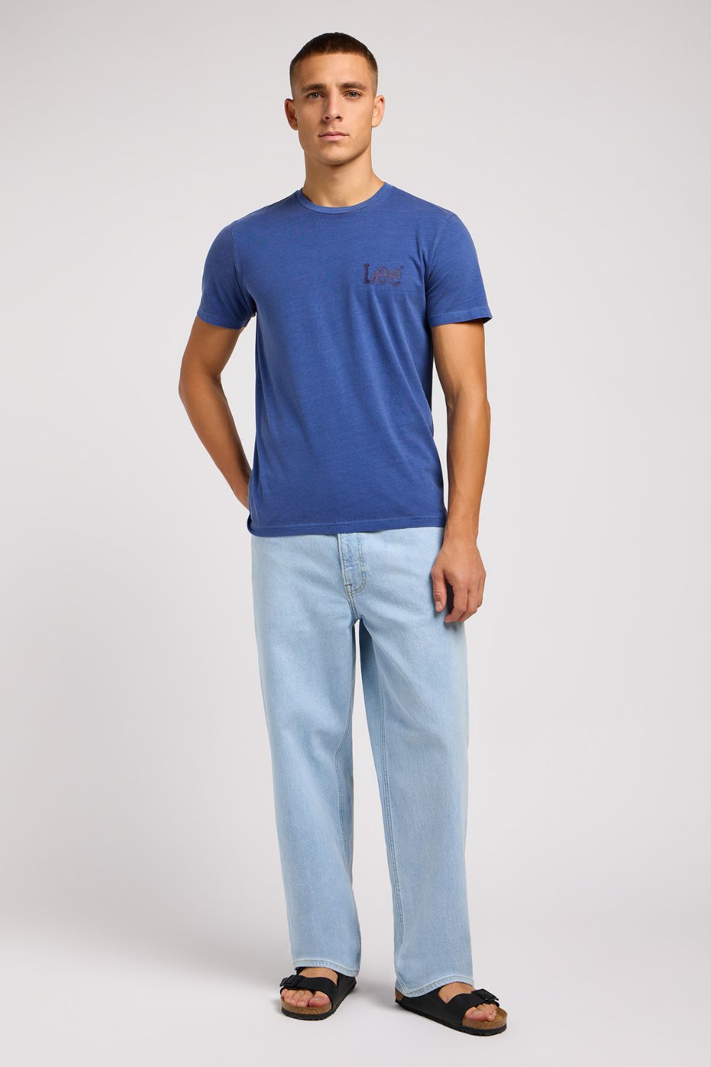 טישירט לוגו בצבע כחול