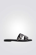 כפכף רצועות בצבע שחור לבן