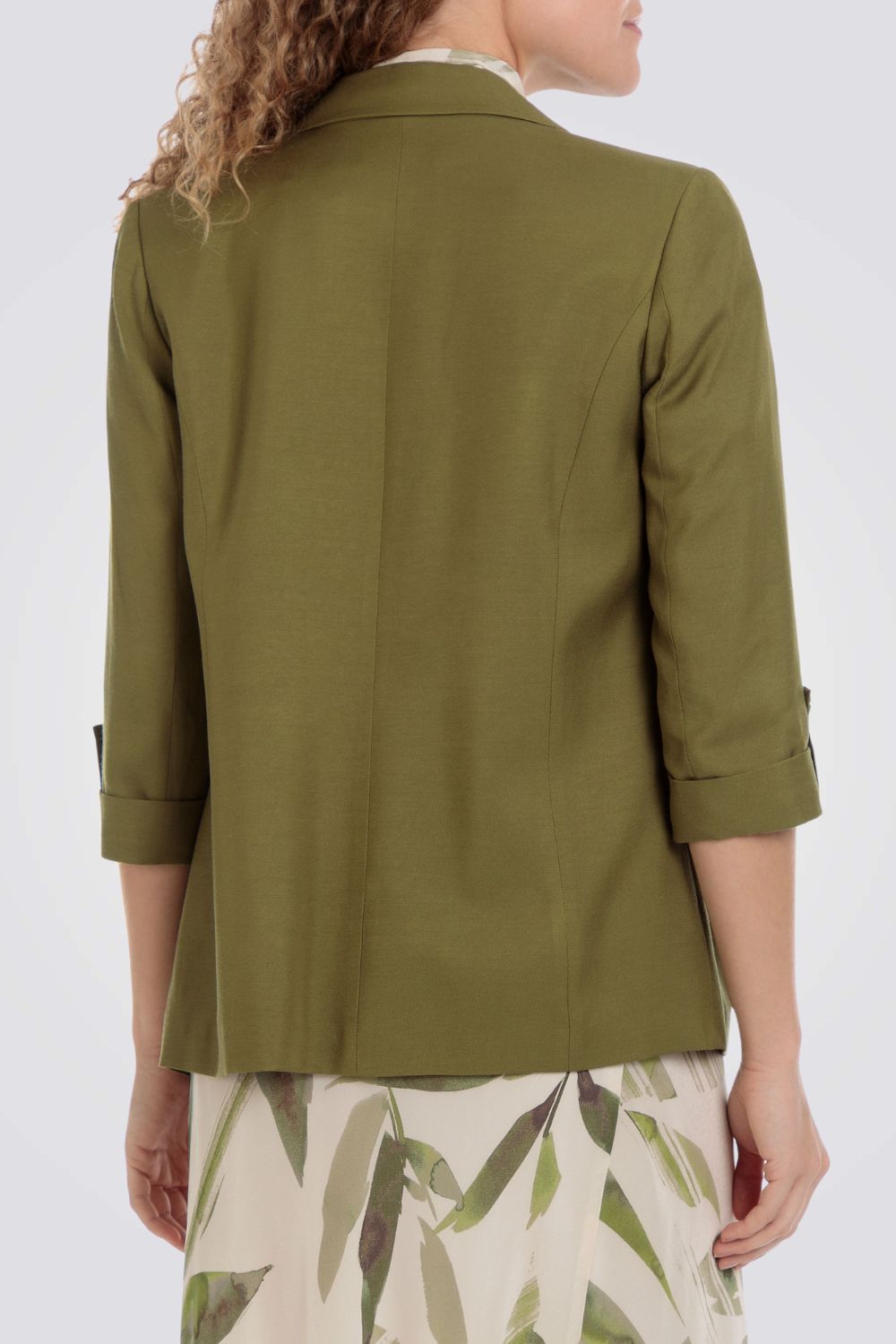 בלייזר בצבע ירוק