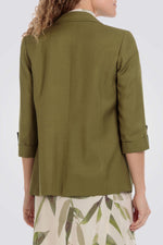 בלייזר בצבע ירוק