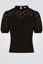 חולצה תחרה עם שרוולים קצרים