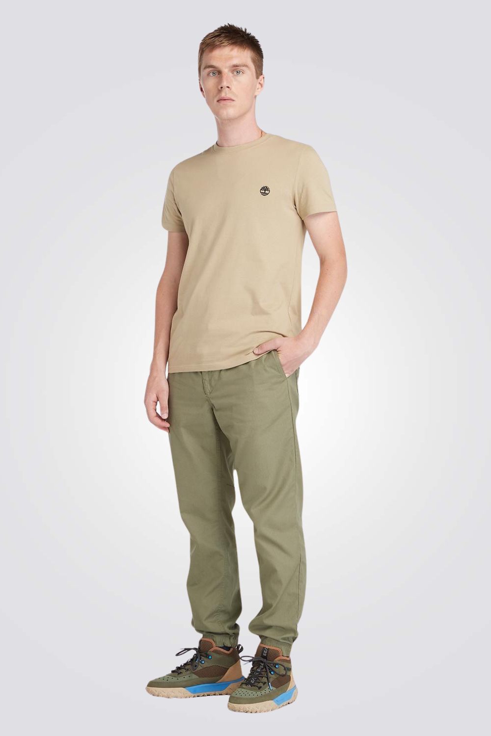 טישירט בצבע בז'