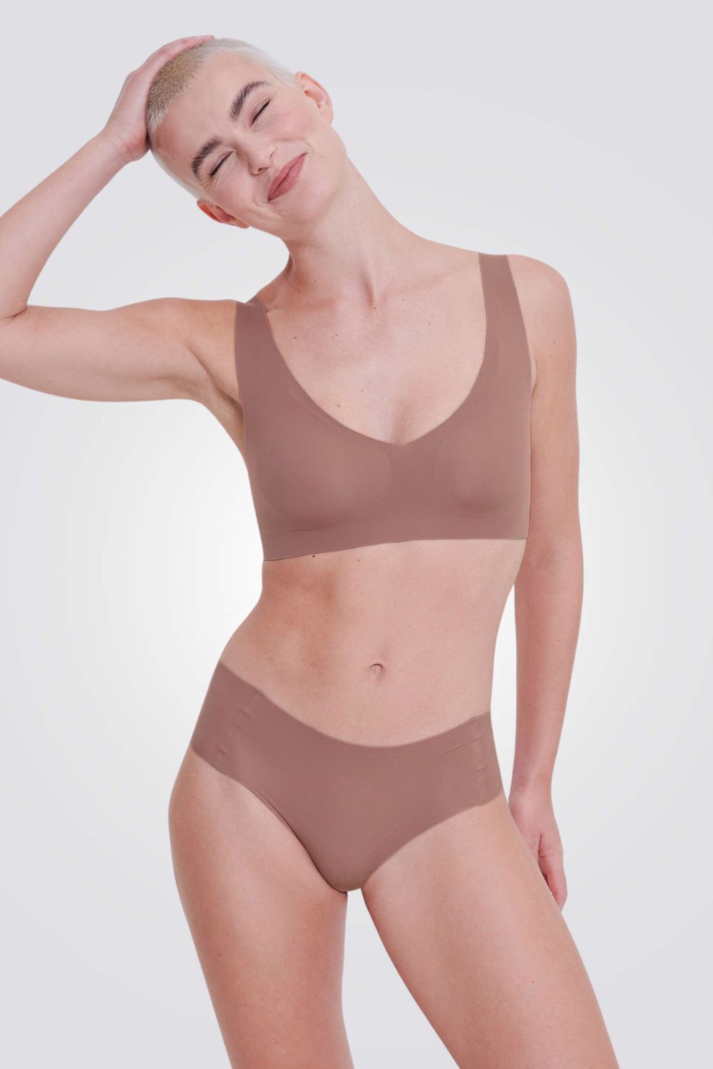 חזיה ZERO Feel Bralette בצבע חום