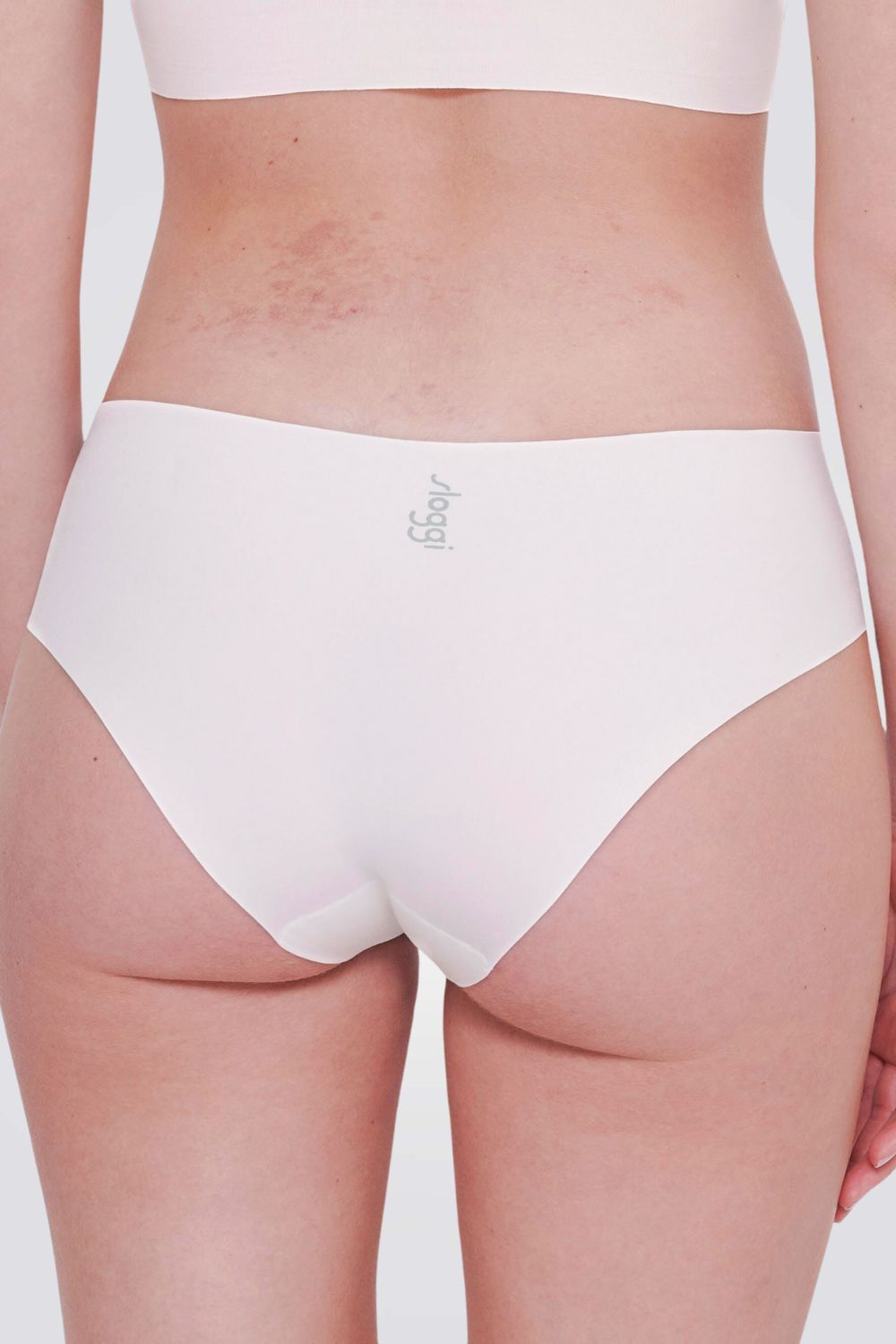 תחתוני היפסטר Zero Feel בצבע לבן