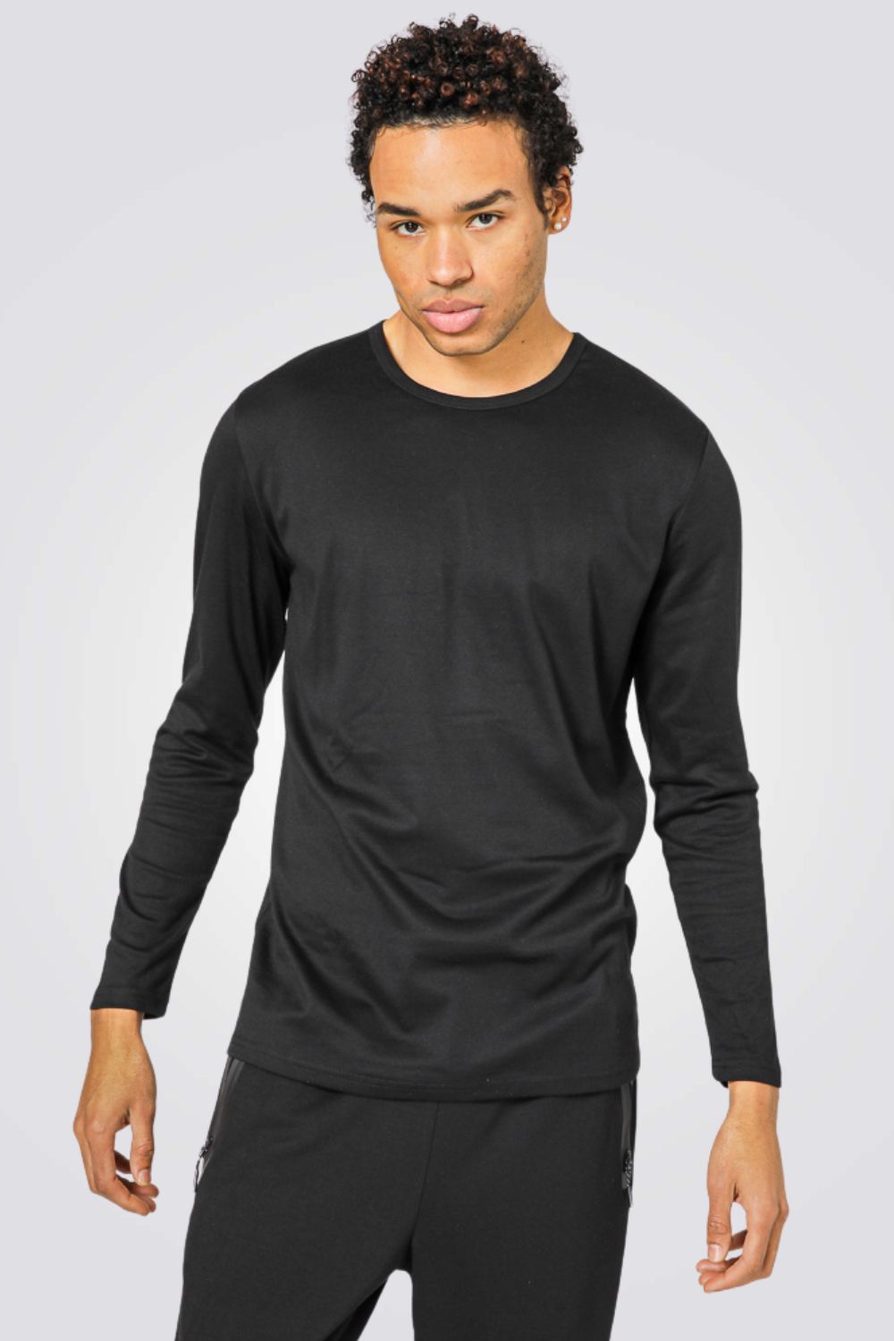 מארז 2 חולצות פלנל צווארון עגול בצבע שחור