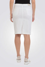 חצאית באורך ברך