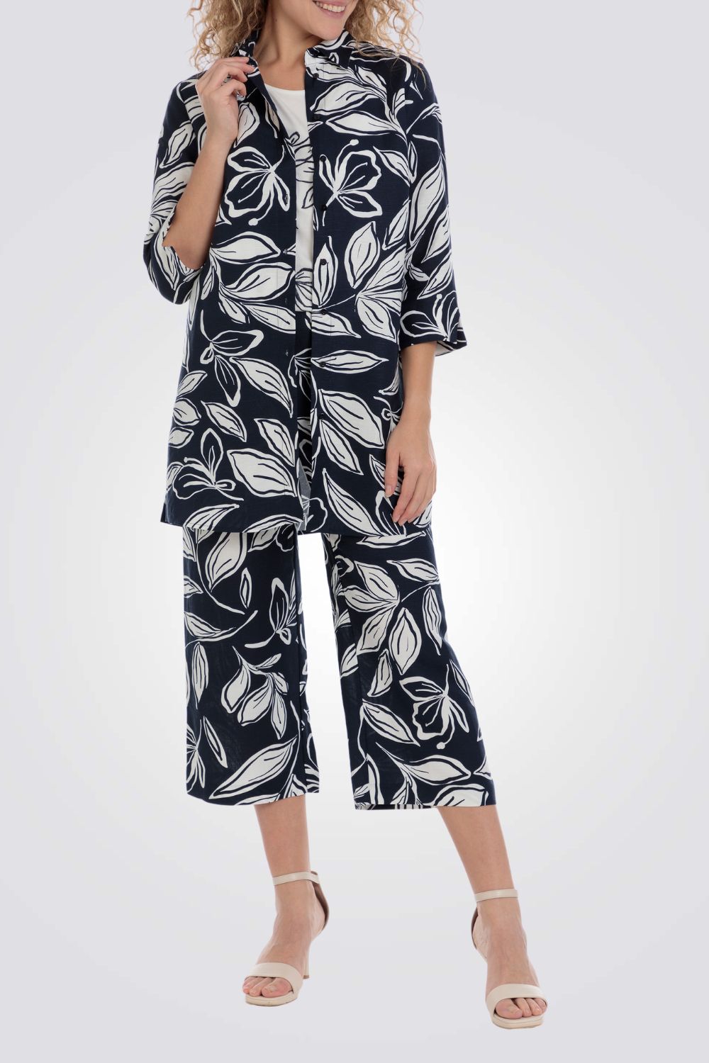 חולצה פשתן עם עלים