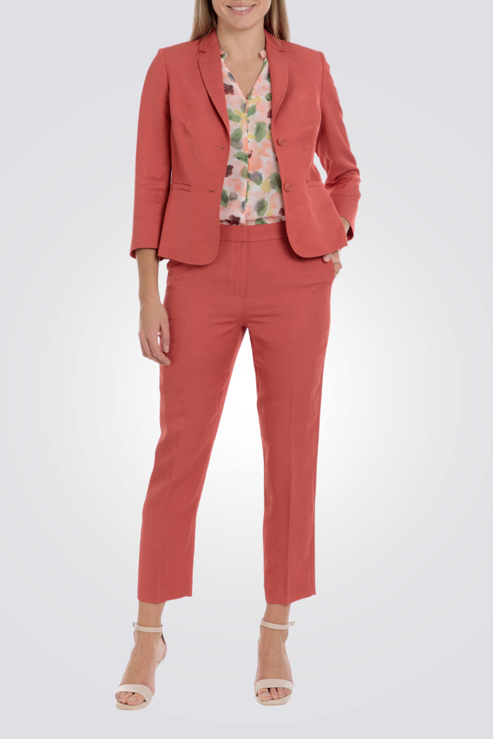 בלייזר בצבע אדום