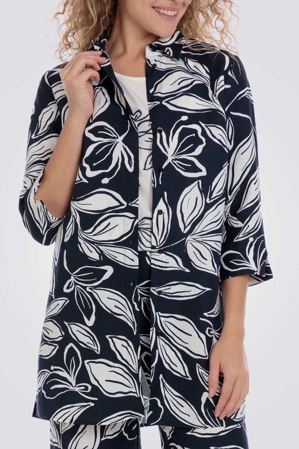 חולצה פשתן עם עלים