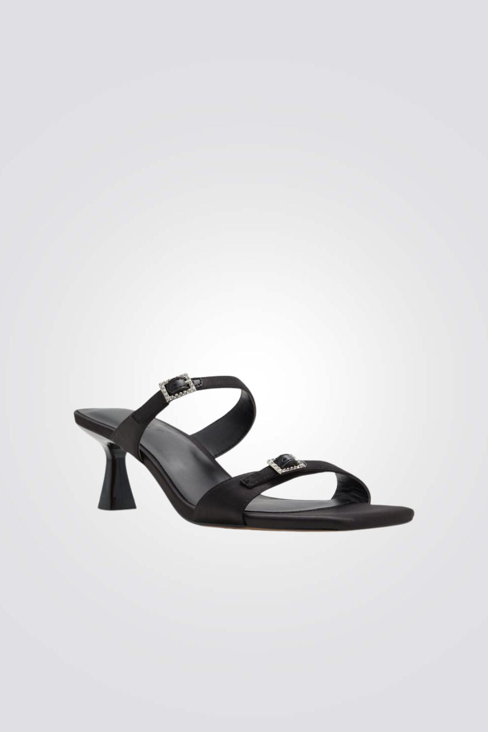 כפכף עקב בצבע שחור