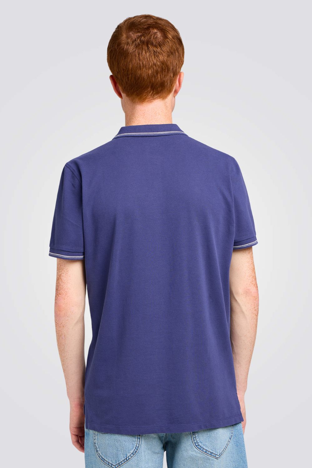 חולצת פולו עם לוגו בצבע כחול