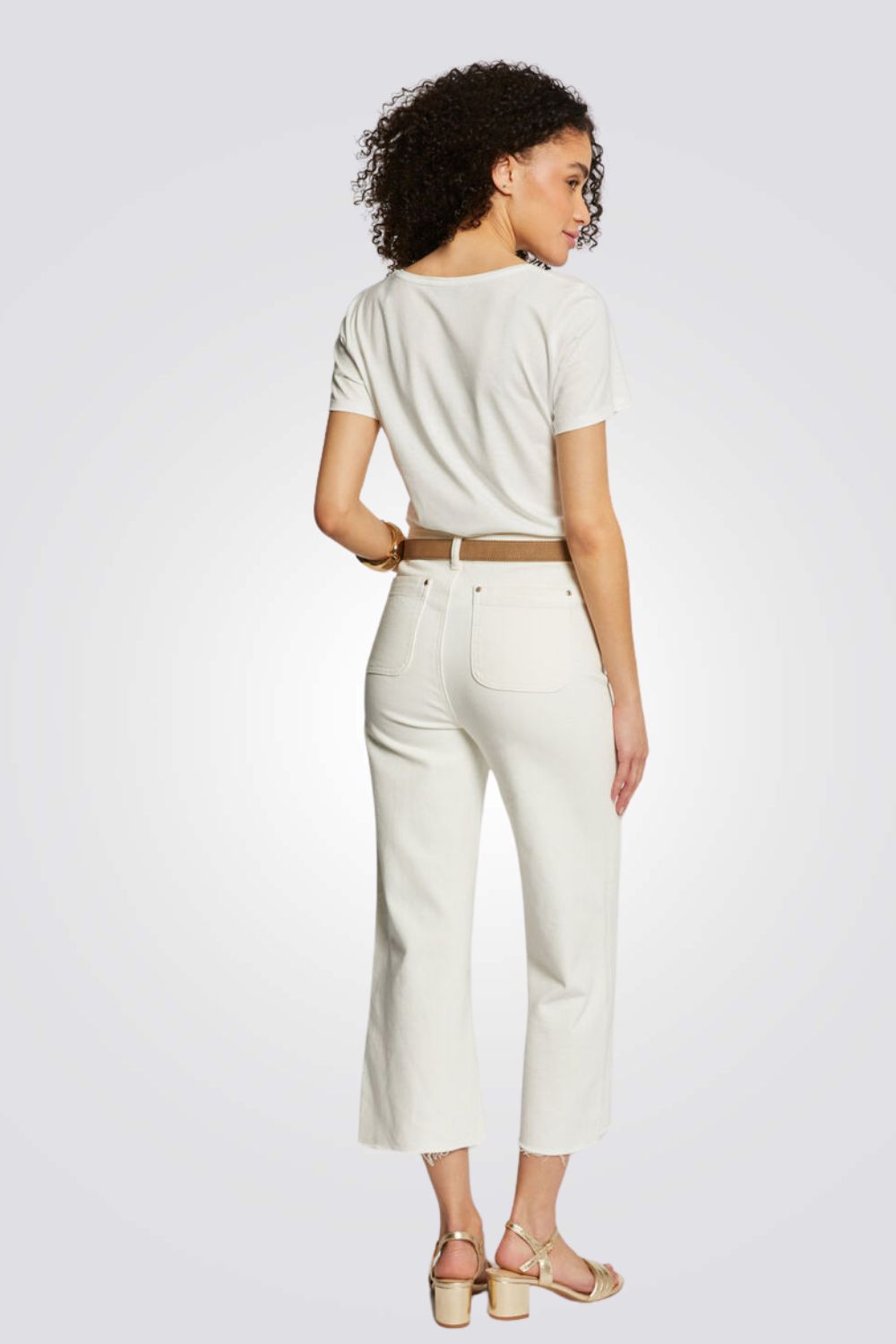 טישירט עם הדפס בצבע זהב