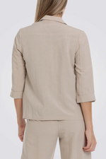 בלייזר פשתן בצבע בז'