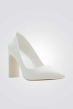 נעל עקב בצבע לבן