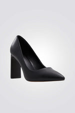 נעל עקב בצבע שחור