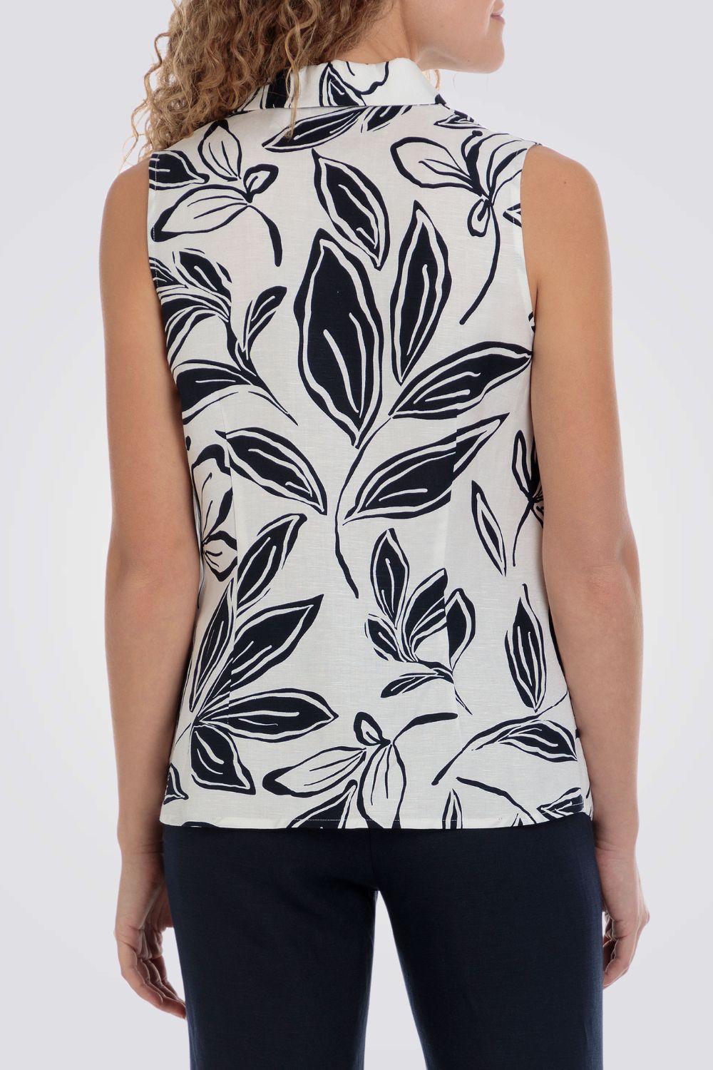 גופיה מכופתרת עם הדפס