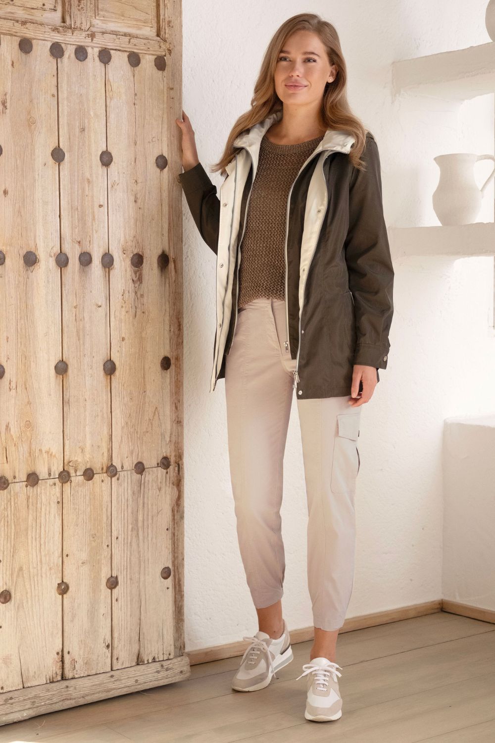 מכנס עם כיסים בצבע בז'