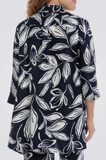 חולצה פשתן עם עלים