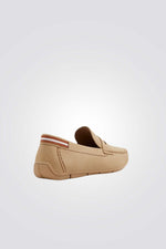 נעל מוקסין בצבע בז'