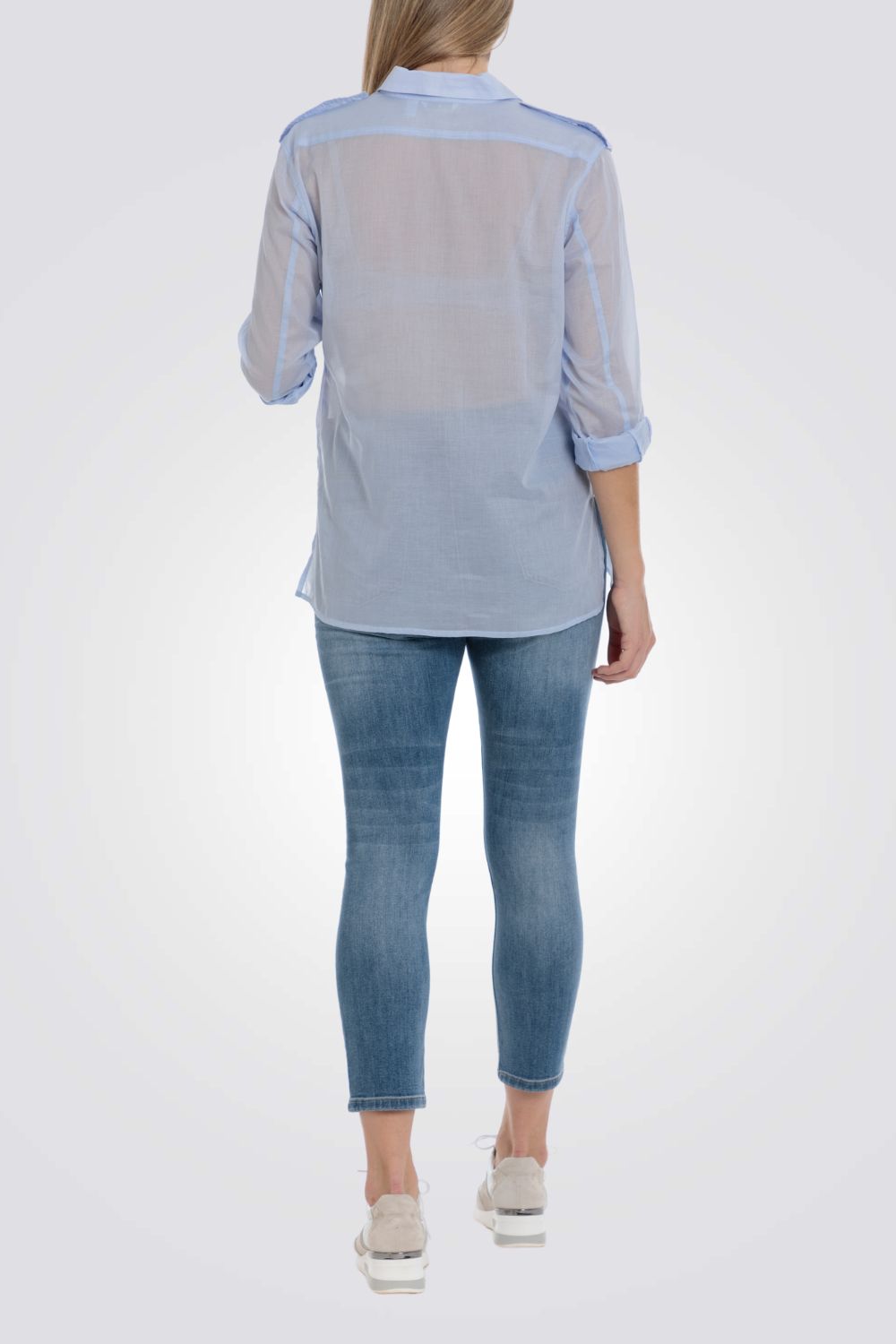 מכנסי ג'ינס בצבע כחול