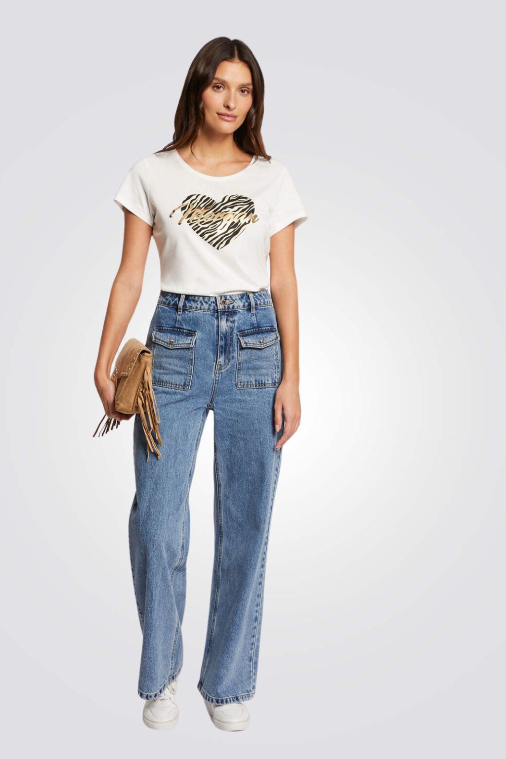 חולצת טי עם הדפס מנומר