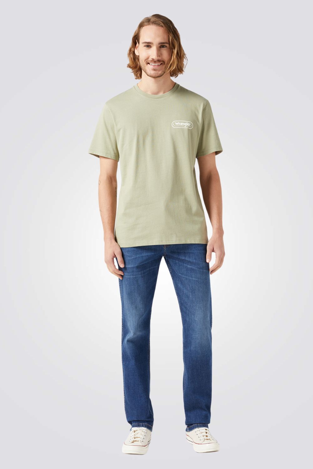 ג'ינס בצבע כחול 