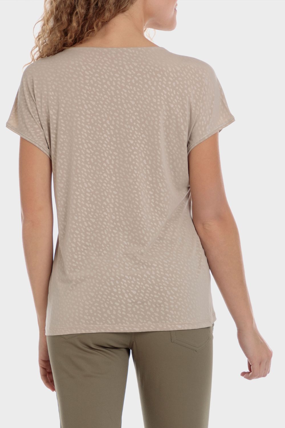 חולצה עם הדפס מנומר