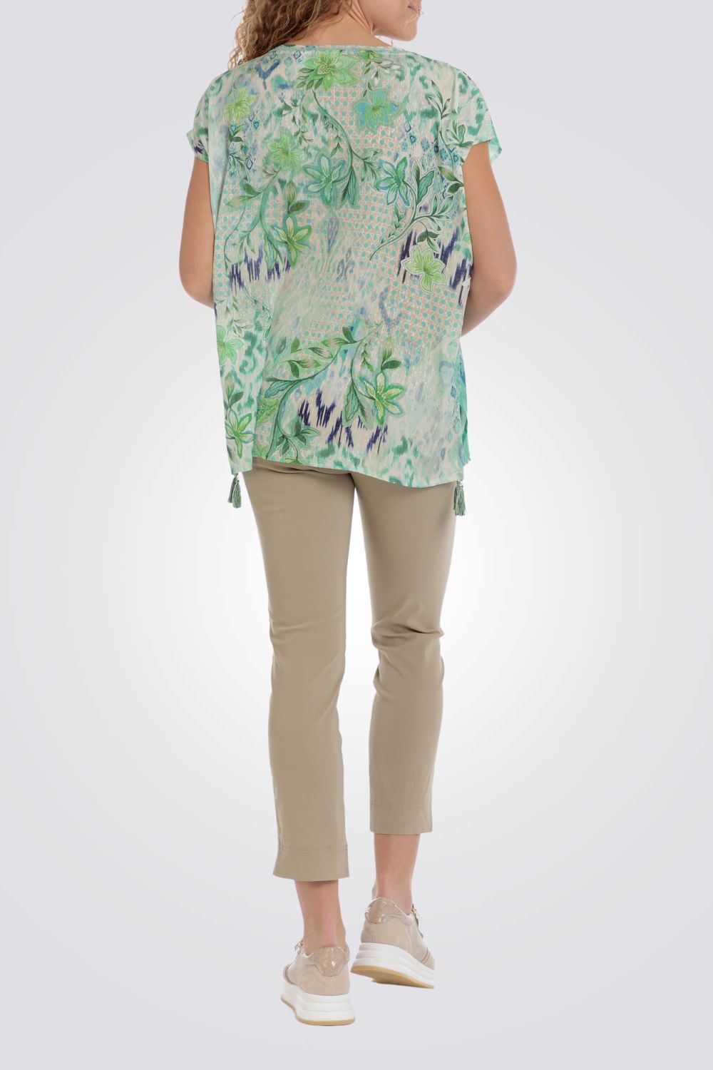 מכנס אלגנטי בגזרה צמודה