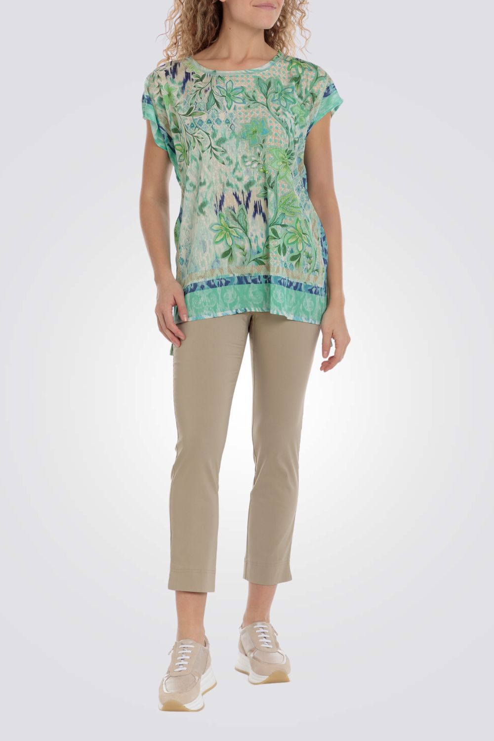 מכנס אלגנטי בגזרה צמודה