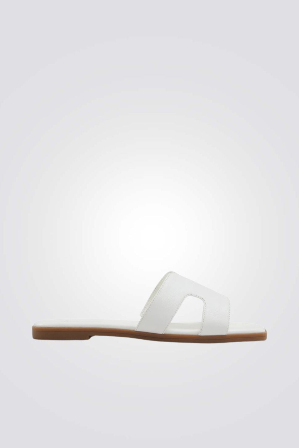 כפכף רצועות בצבע לבן