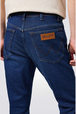 ג'ינס SLIM בצבע כחול כהה