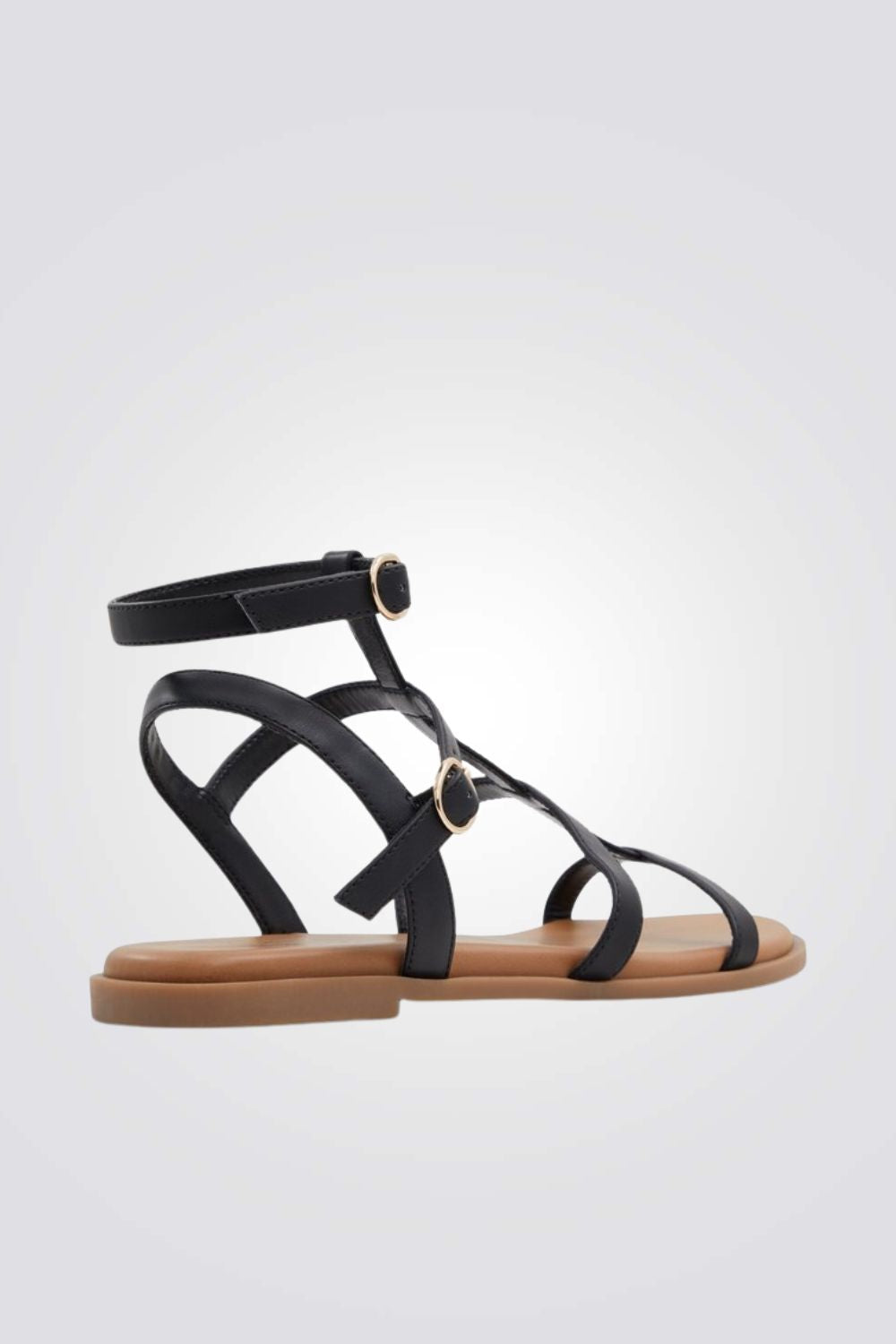 סנדלים גבוהות בצבע שחור