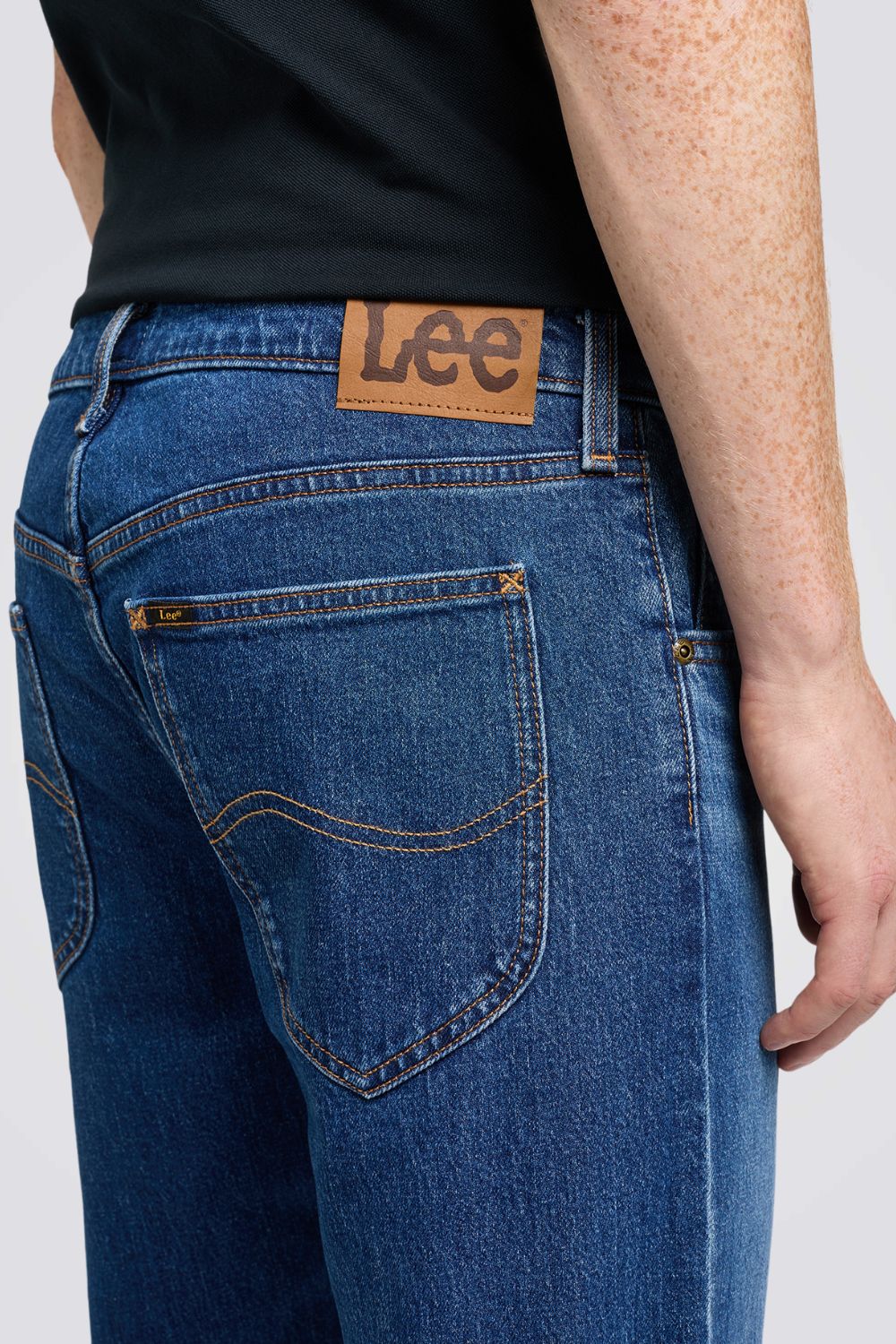 ג'ינס DARK SKYE BL בצבע כחול 