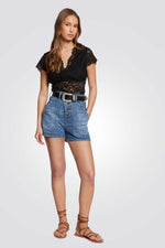 חולצה תחרה וי בצבע שחור