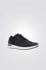 סניקרס בצבע שחור