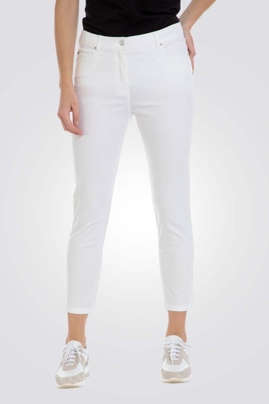 ג'ינס בצבע לבן