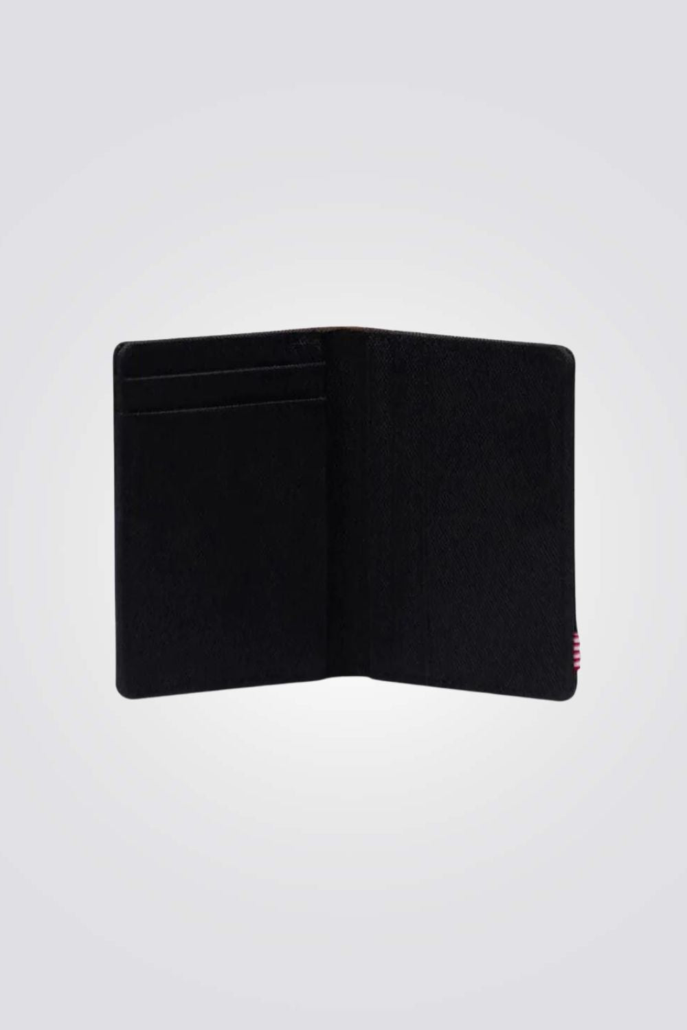 ארנק מתקפל בצבע שחור