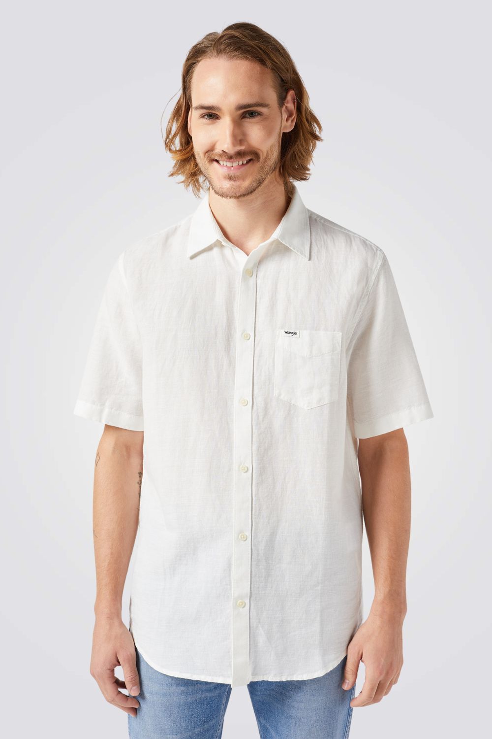 חולצה מכופתרת פשתן בצבע לבן