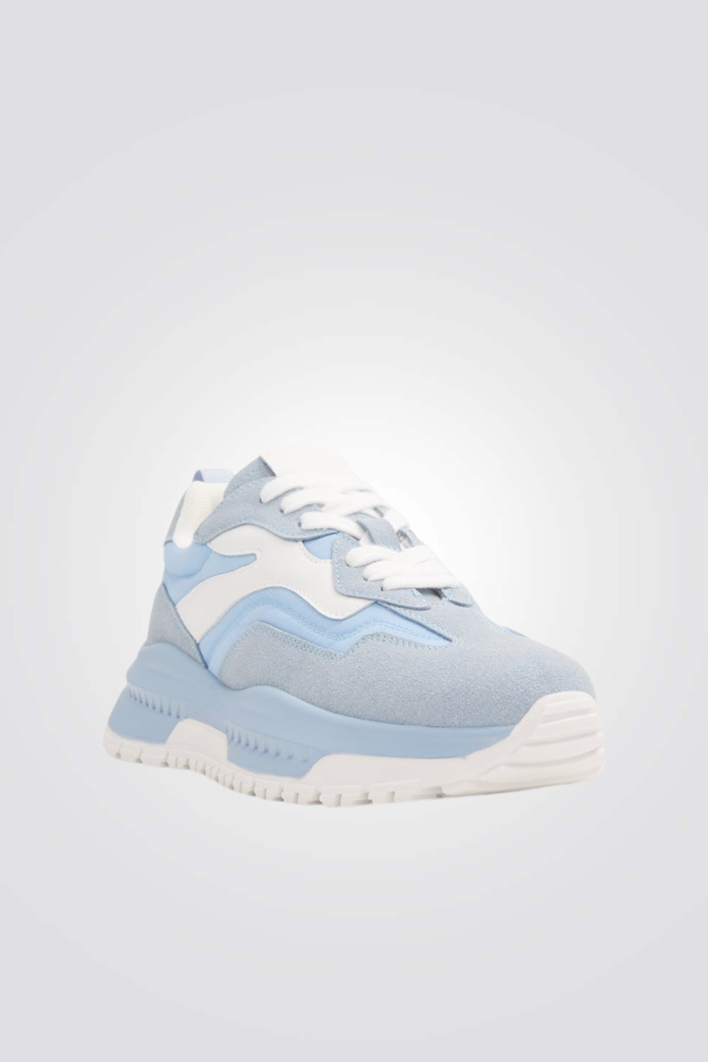 סניקרס דמוי זמש בצבע תכלת