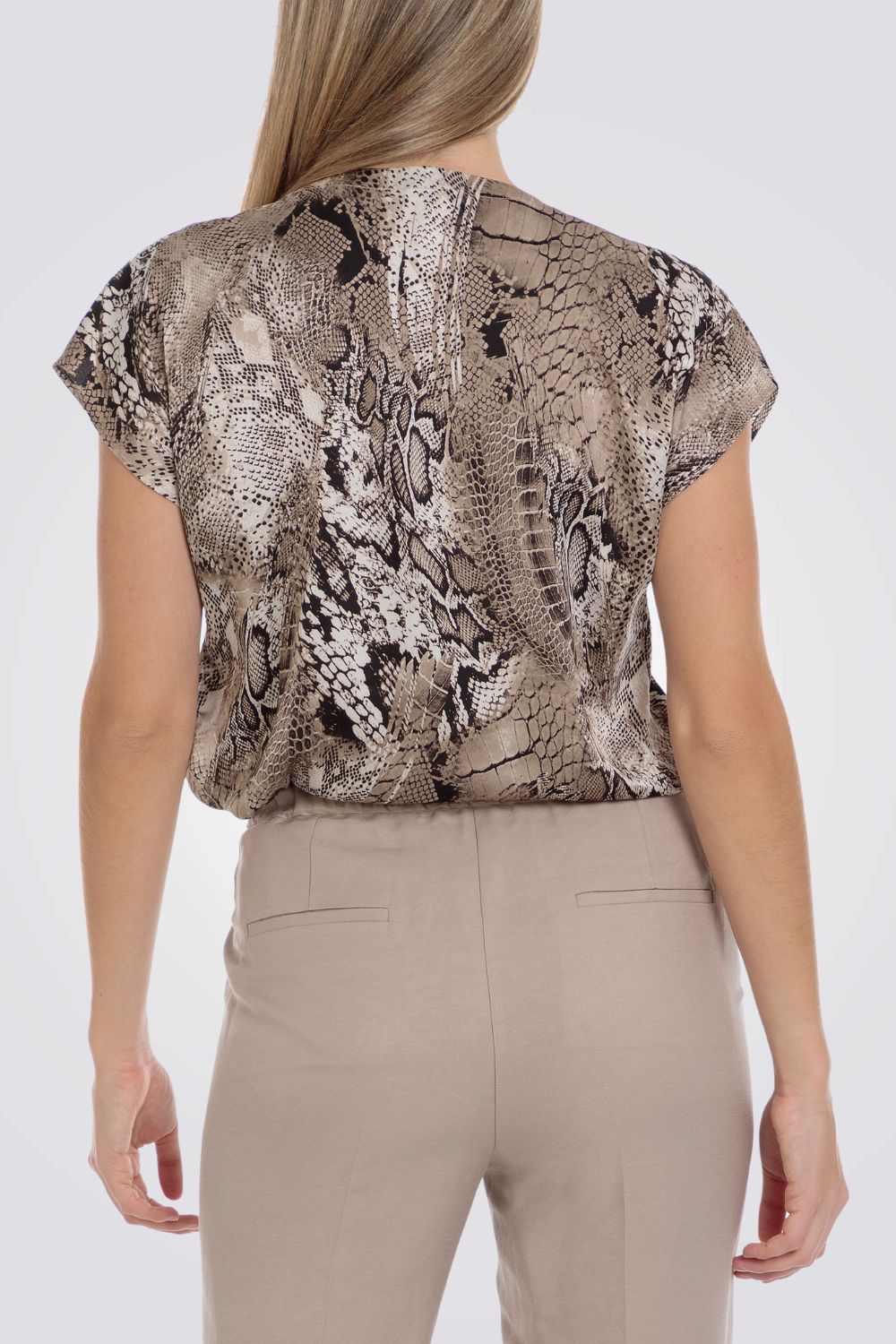 חולצה עם הדפס