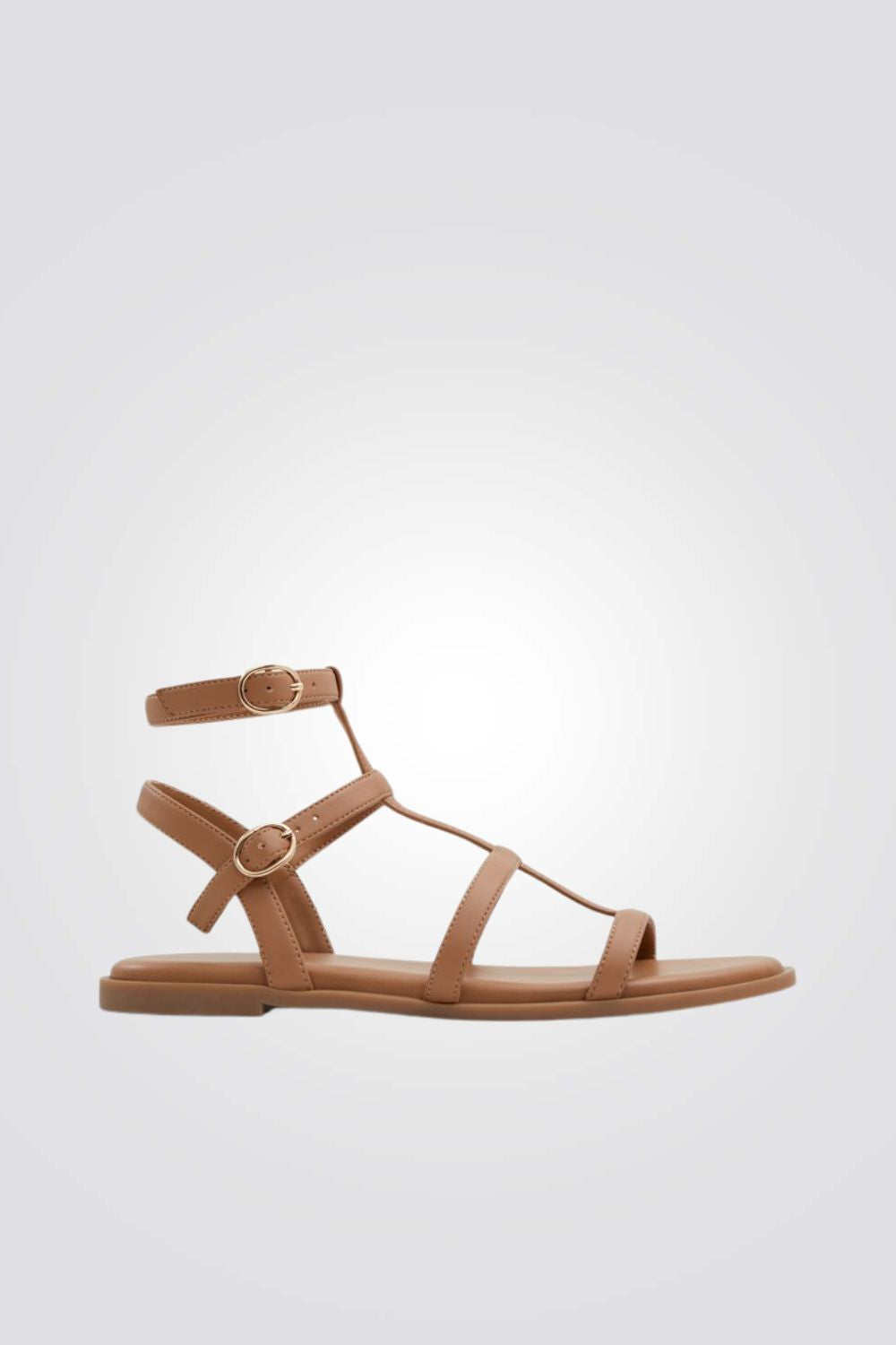 סנדלים גבוהות בצבע חום