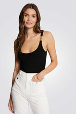 גופיה עם עיטור זהב