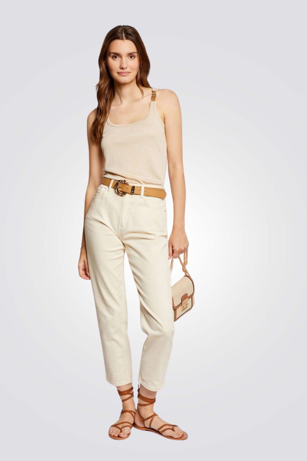 גופיה עם עיטור בכתפיות