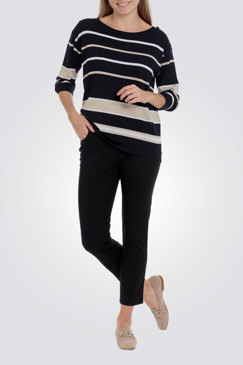 ג'ינס בצבע שחור