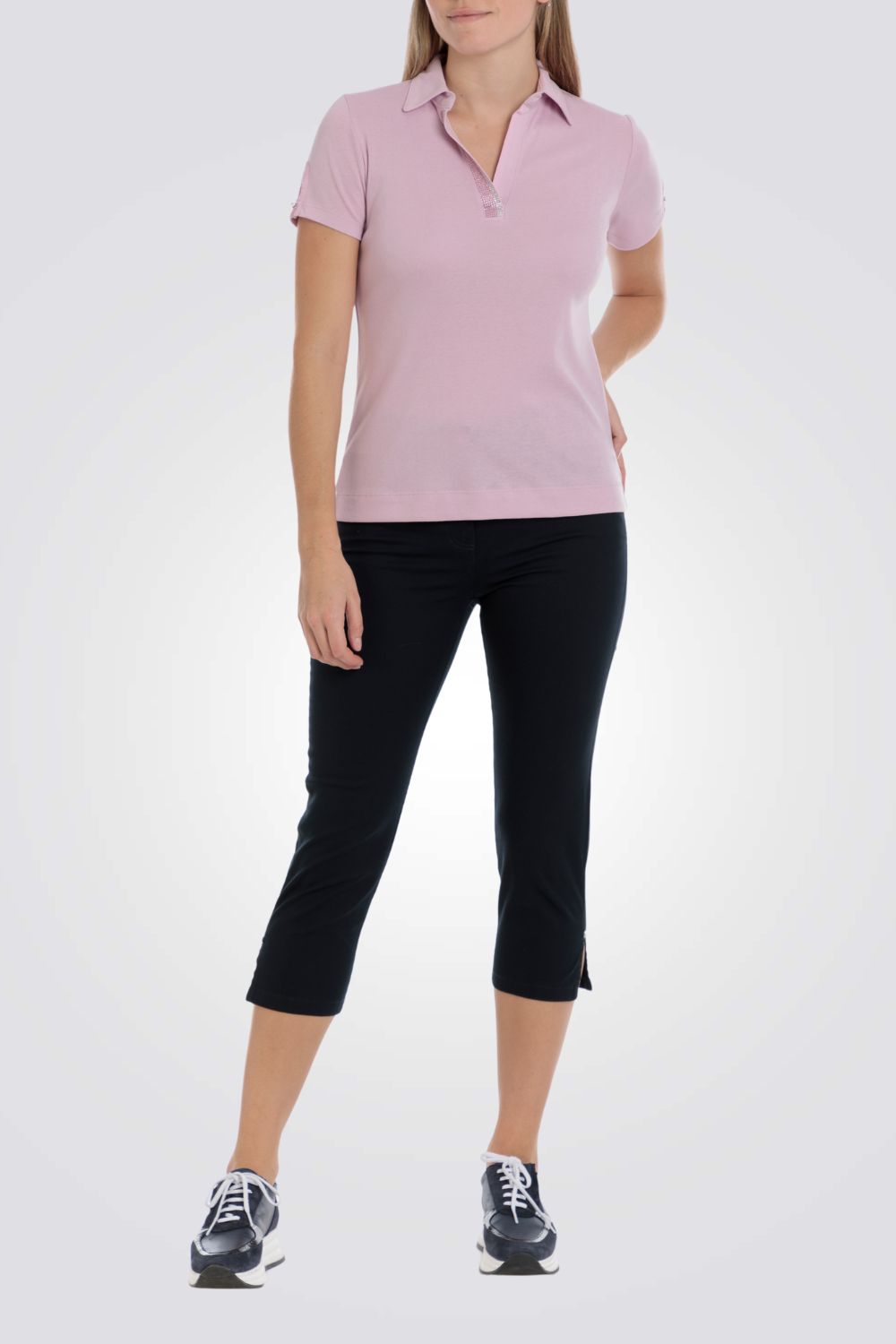 חולצה פולו בצבע ורוד
